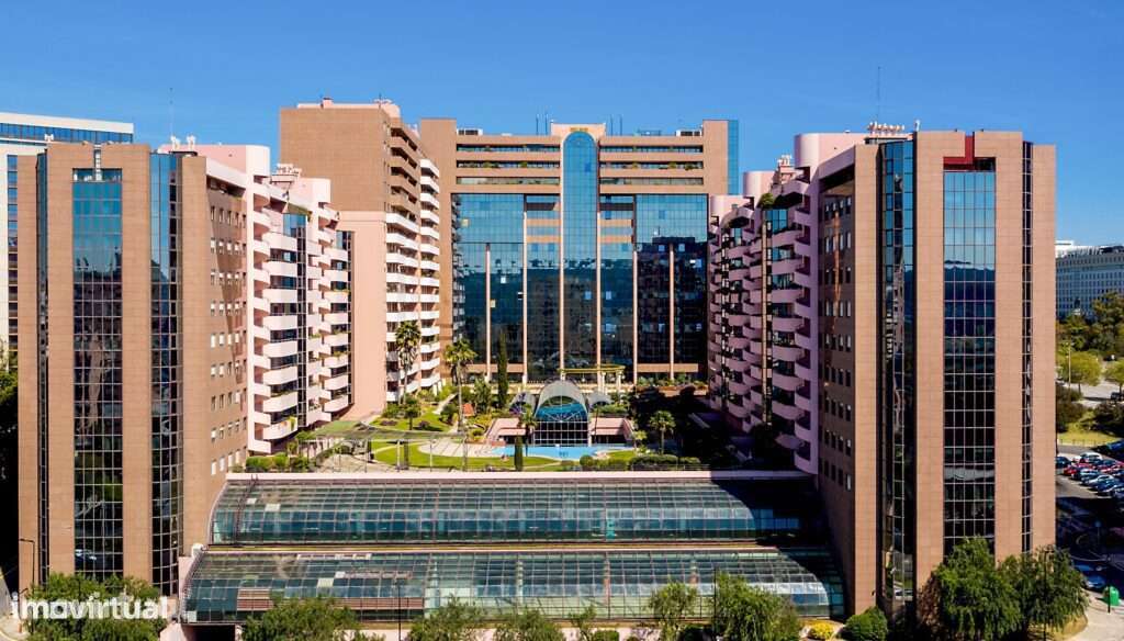 Loja / Escritorio, 3 gabinetes e copa. 1 Garagem privativa - Grande imagem: 2/19