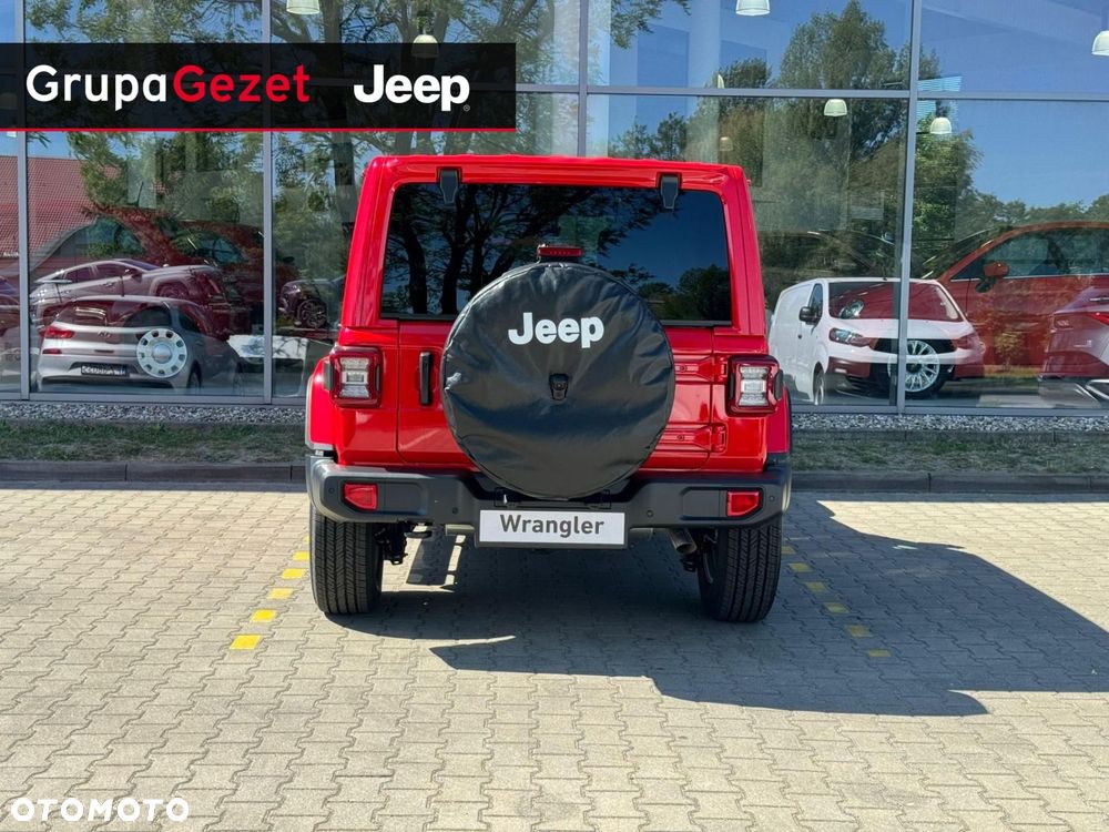 Jeep Wrangler - 4