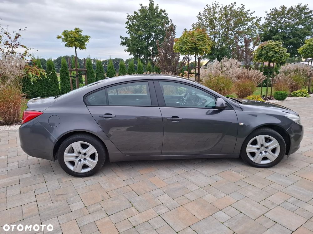 Opel Insignia 1.6 Design Edition - 24