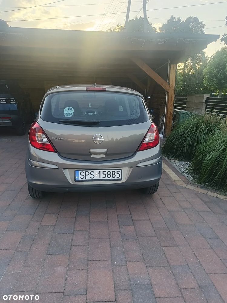 Opel Corsa 1.4 16V Enjoy - 3