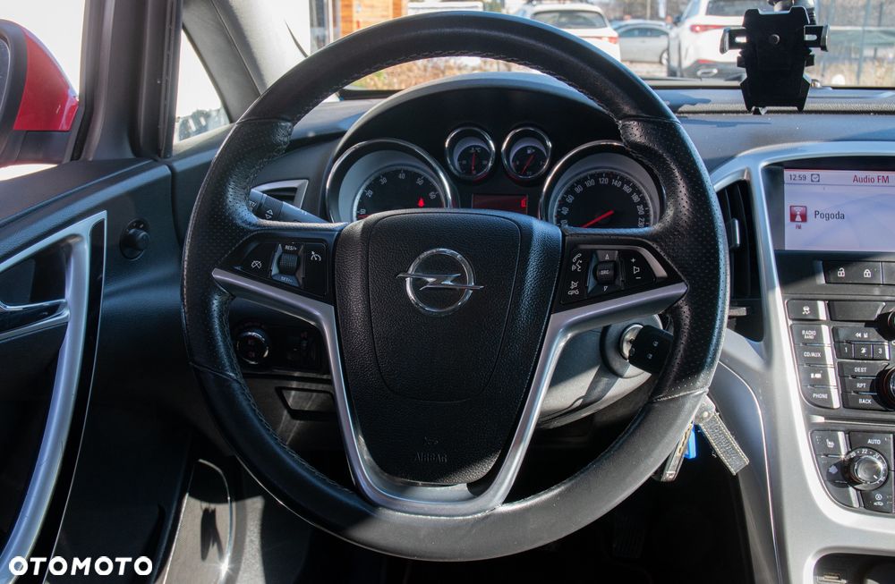 Opel Astra 1.6 T Cosmo - 20