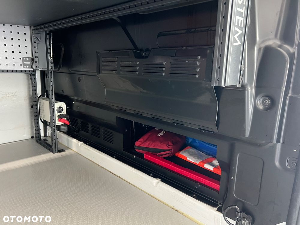 Ford Transit Custom - 21