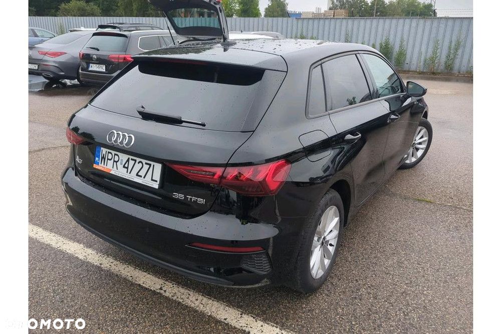 Audi A3 Sportback - 3