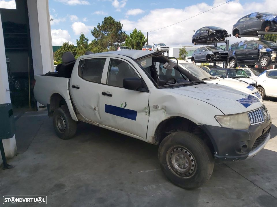 Mitsubishi L200 2.5 DI-D 2005 até 2015 ás peças - 2