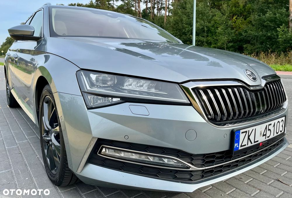 Skoda Superb 2.0 TSI 4x4 L&K DSG - 6