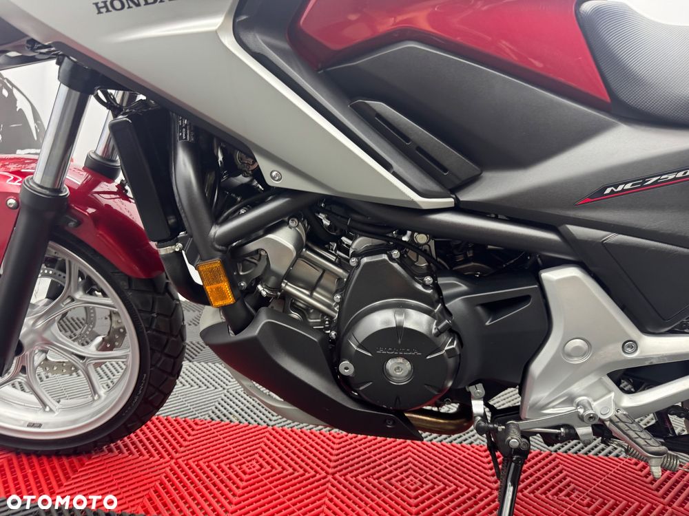 Honda NC - 22