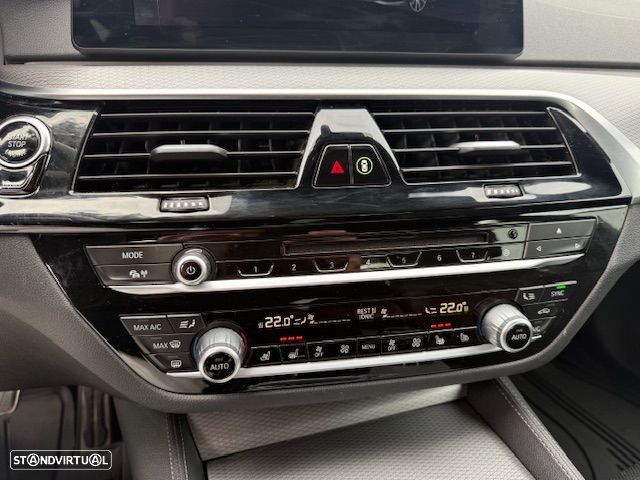 BMW 520 d Pack M Auto - 29