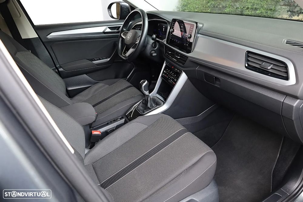 VW T-Roc 1.0 TSI Life - 48