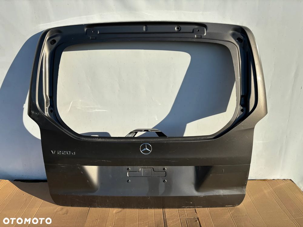 Mercedes V klasa 447 klapa tylna pokrywa bagażnika - 1