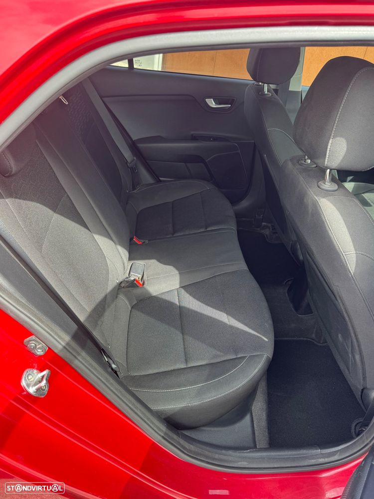 Kia Rio 1.2 CVVT Urban - 11