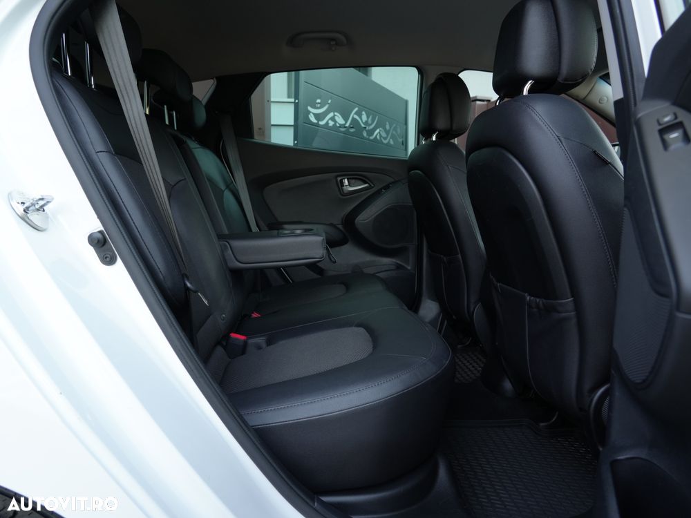 Hyundai ix35 2.0 4WD Style - 9