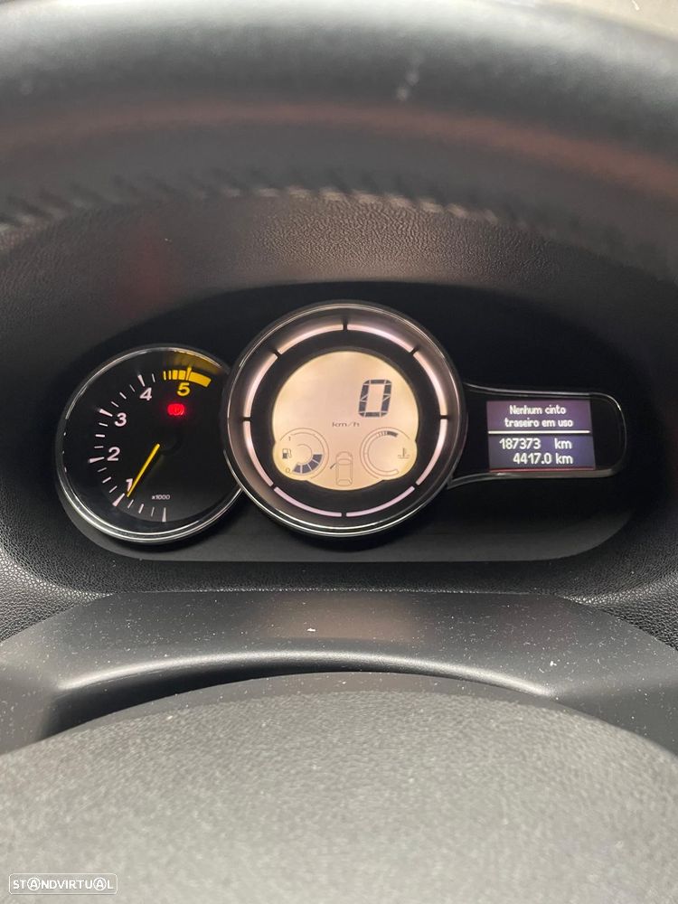 Renault Mégane 1.5 dCi Dynamique - 5