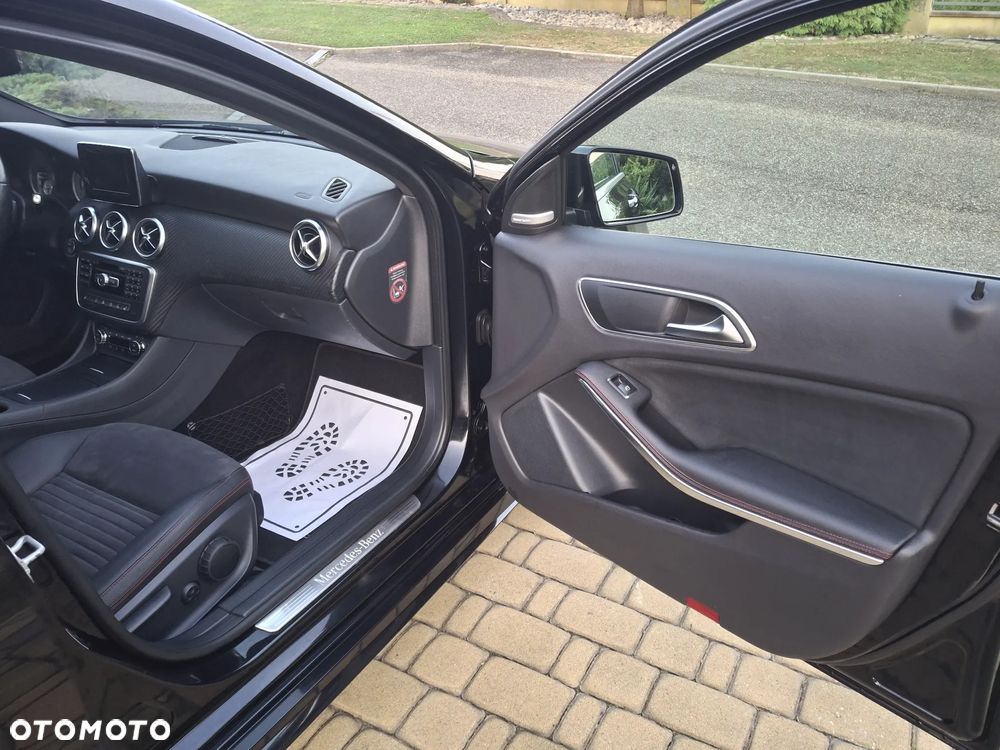 Mercedes-Benz Klasa A 220 CDI 4Matic 7G-DCT AMG Line - 21