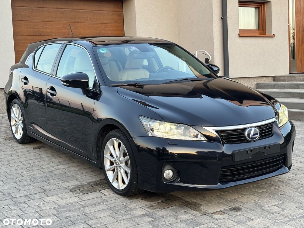 Lexus CT 200h Prestige - 1