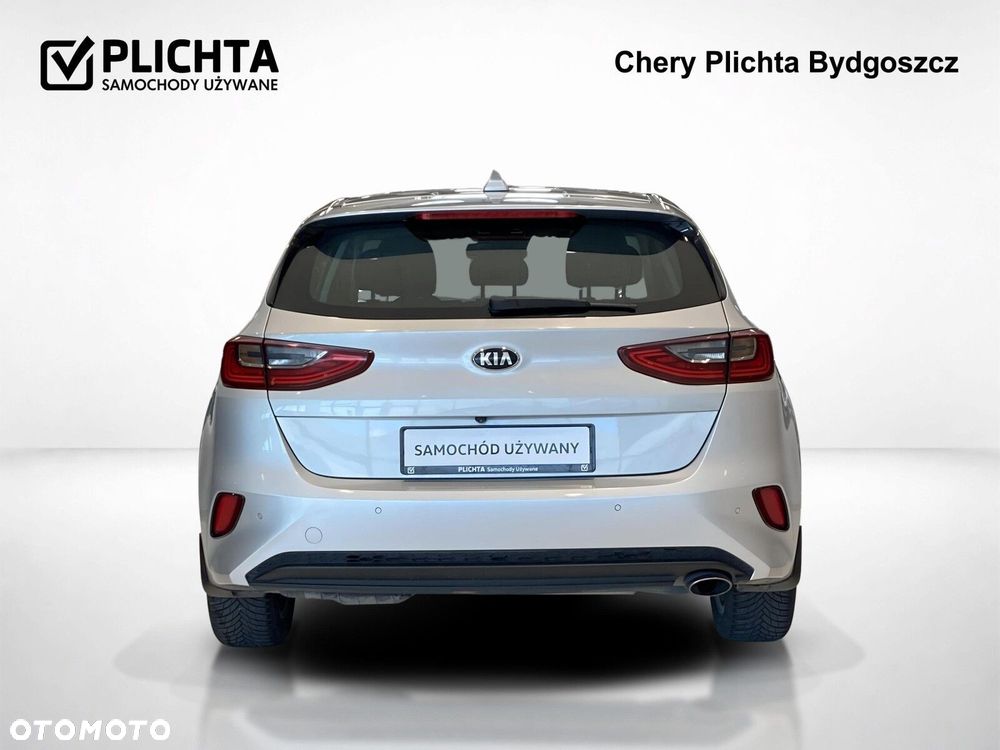 Kia Ceed - 5