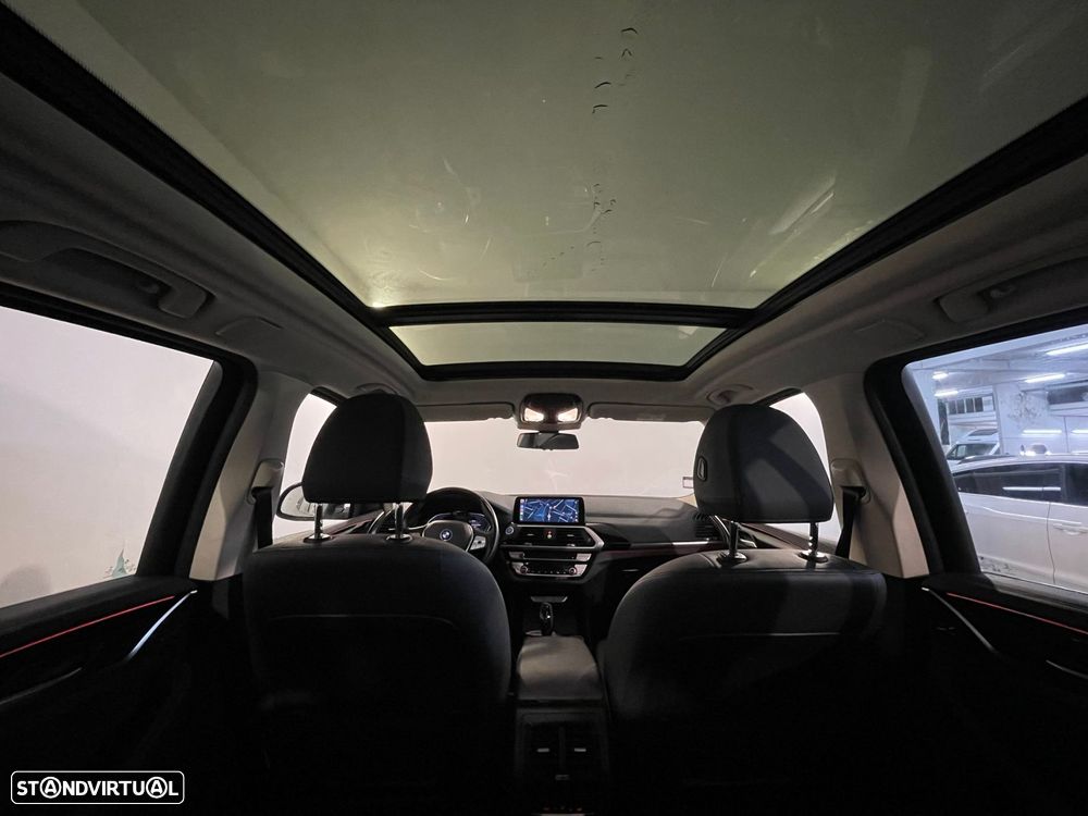 BMW iX3 Inspiring - 11