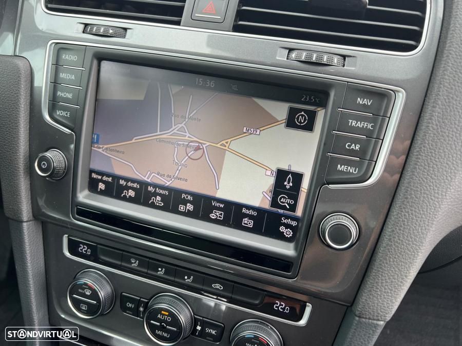 VW e-Golf AC/DC - 10