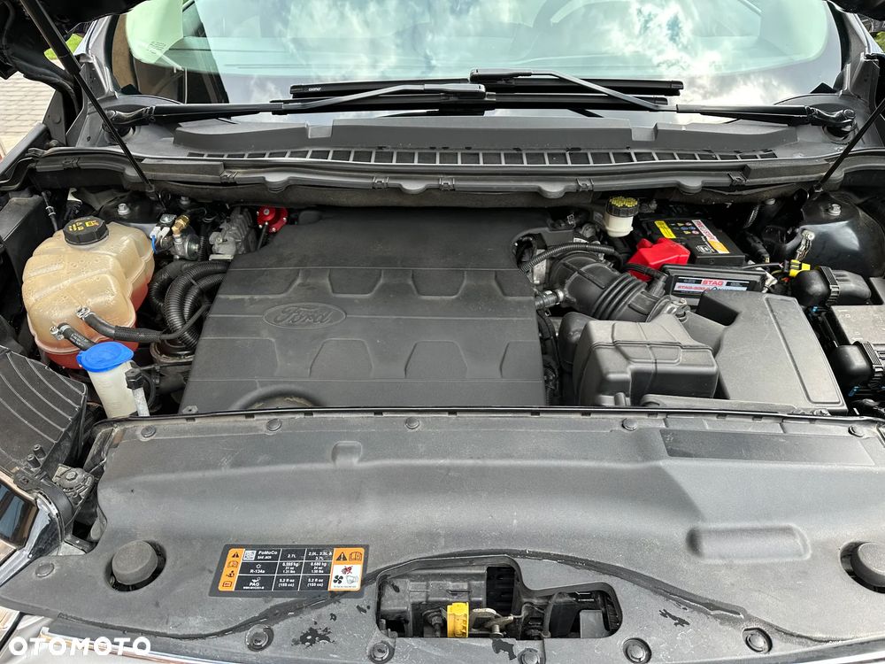 Ford Edge - 9