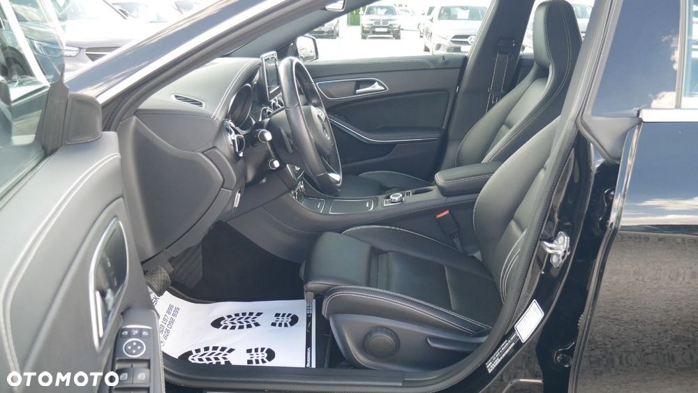 Mercedes-Benz CLA - 14