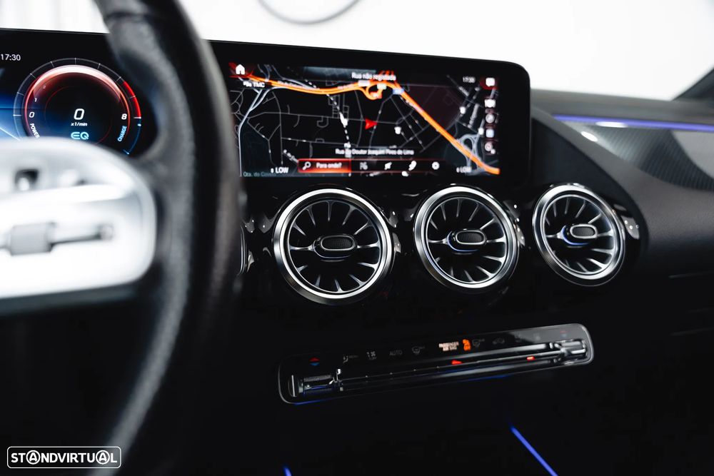 Mercedes-Benz GLA 250 e 8G-DCT AMG Line - 31