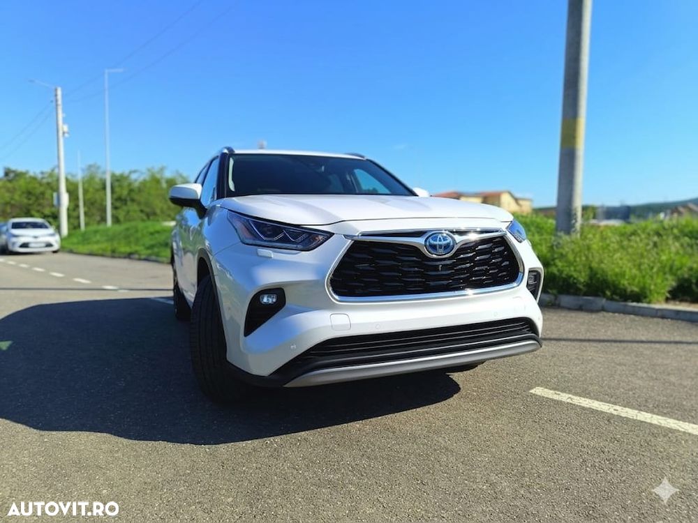 Toyota Highlander 2.5 L Dynamic Force 248CP Luxury Pearly - 3
