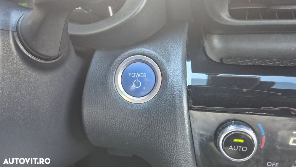 Toyota Yaris Cross 1.5 VVT-i HSD 4x2 Dynamic - 18