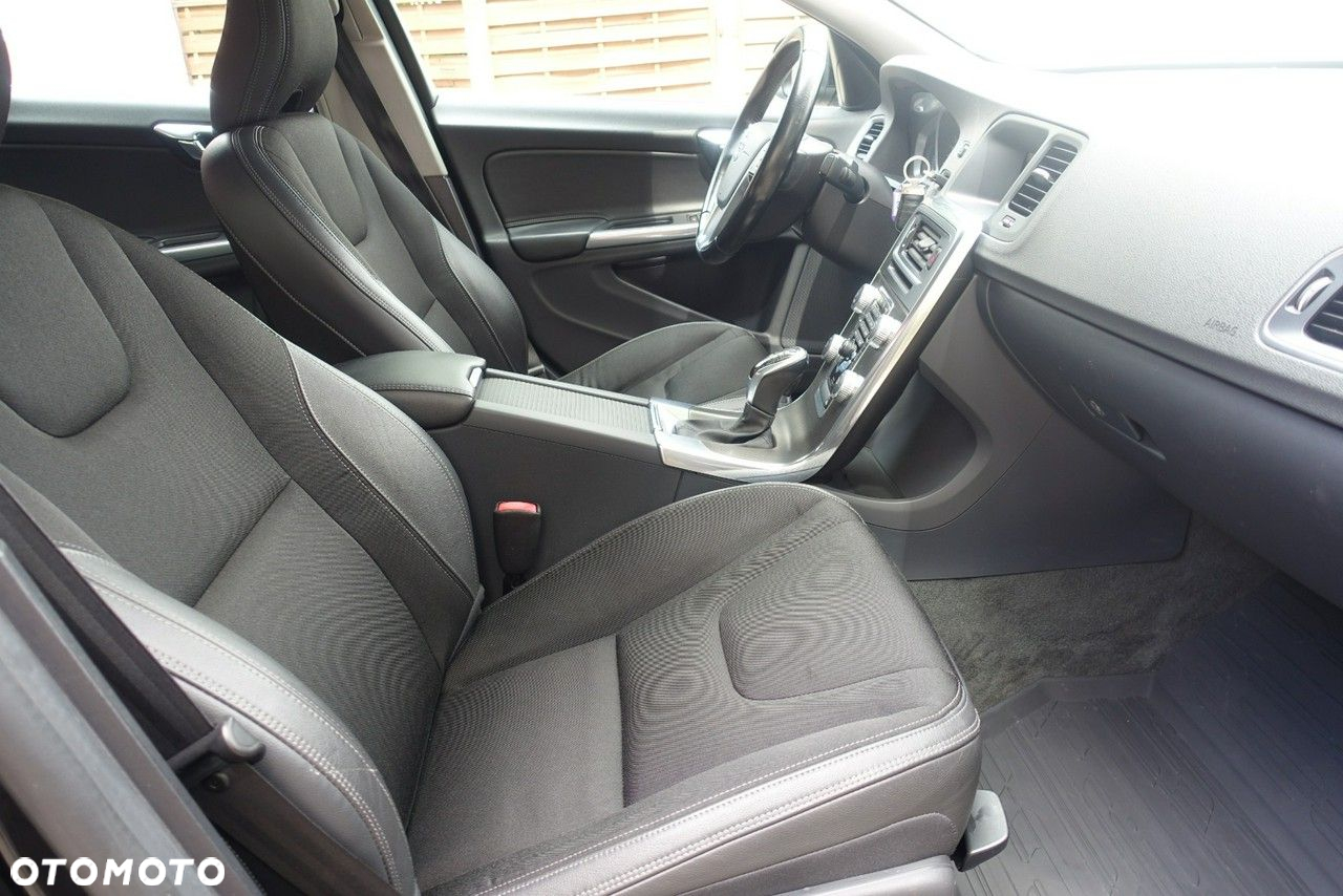 Volvo S60 - 14