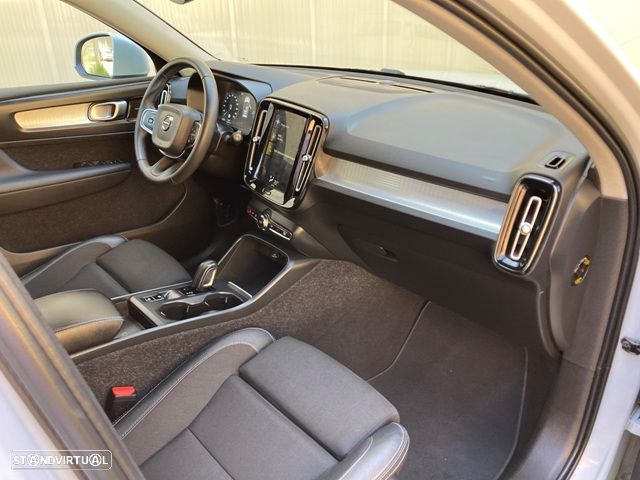 Volvo XC 40 T5 Twin Engine DKG Momentum Pro - 35