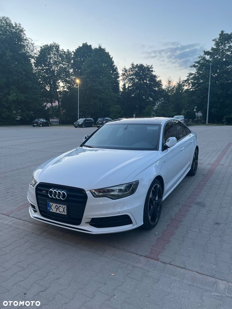 Audi S6 Limousine - 10