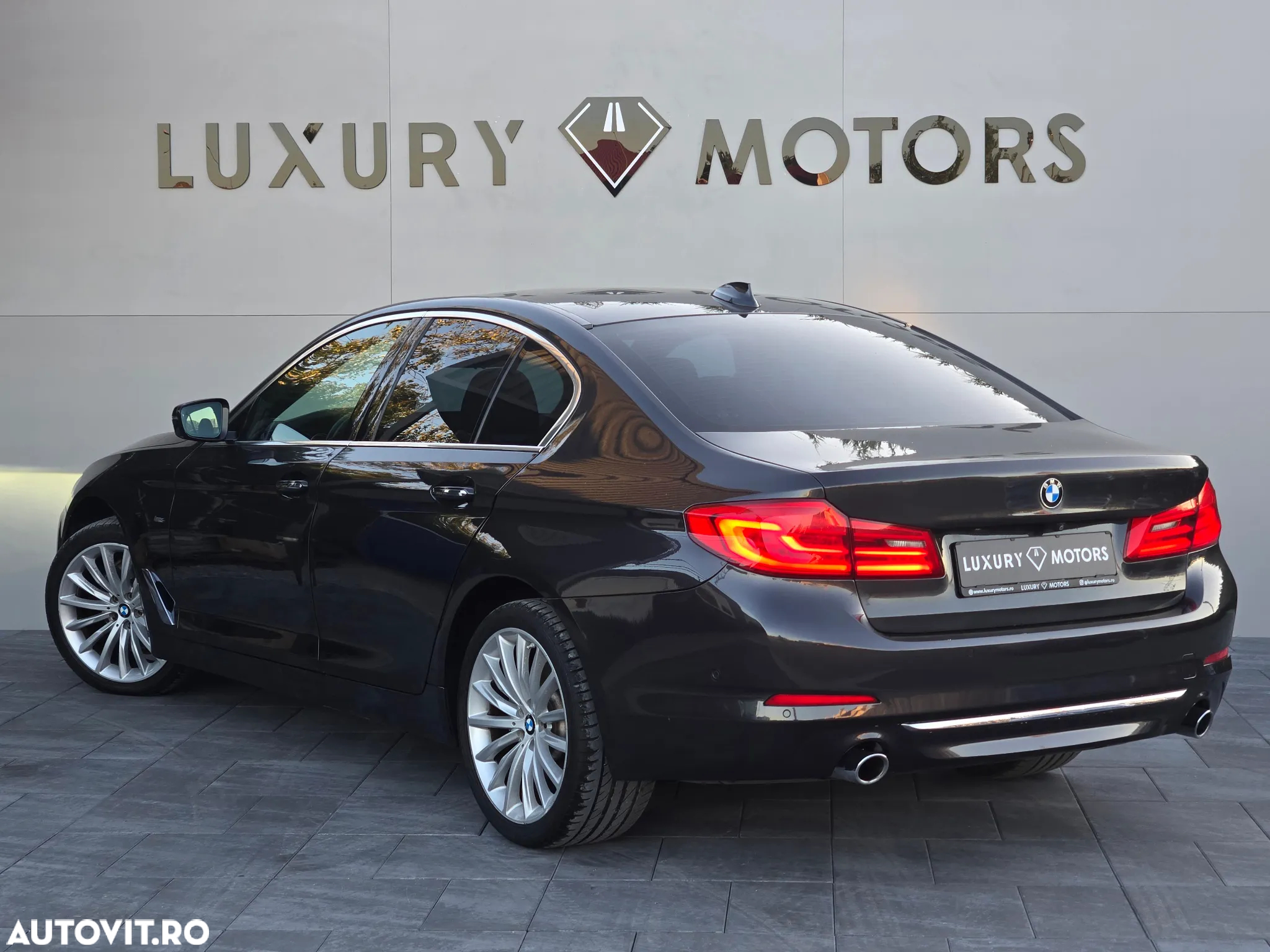 BMW Seria 5 520d xDrive Aut. Luxury Line - 5