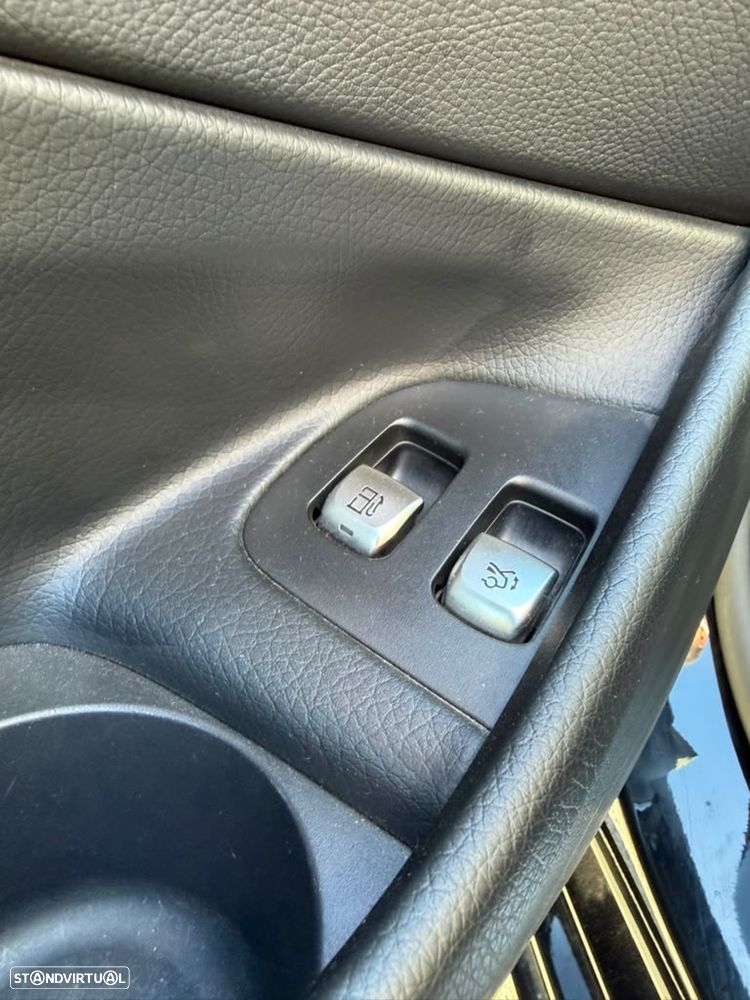 Mercedes-Benz E 300 e Station 9G-TRONIC Avantgarde - 18