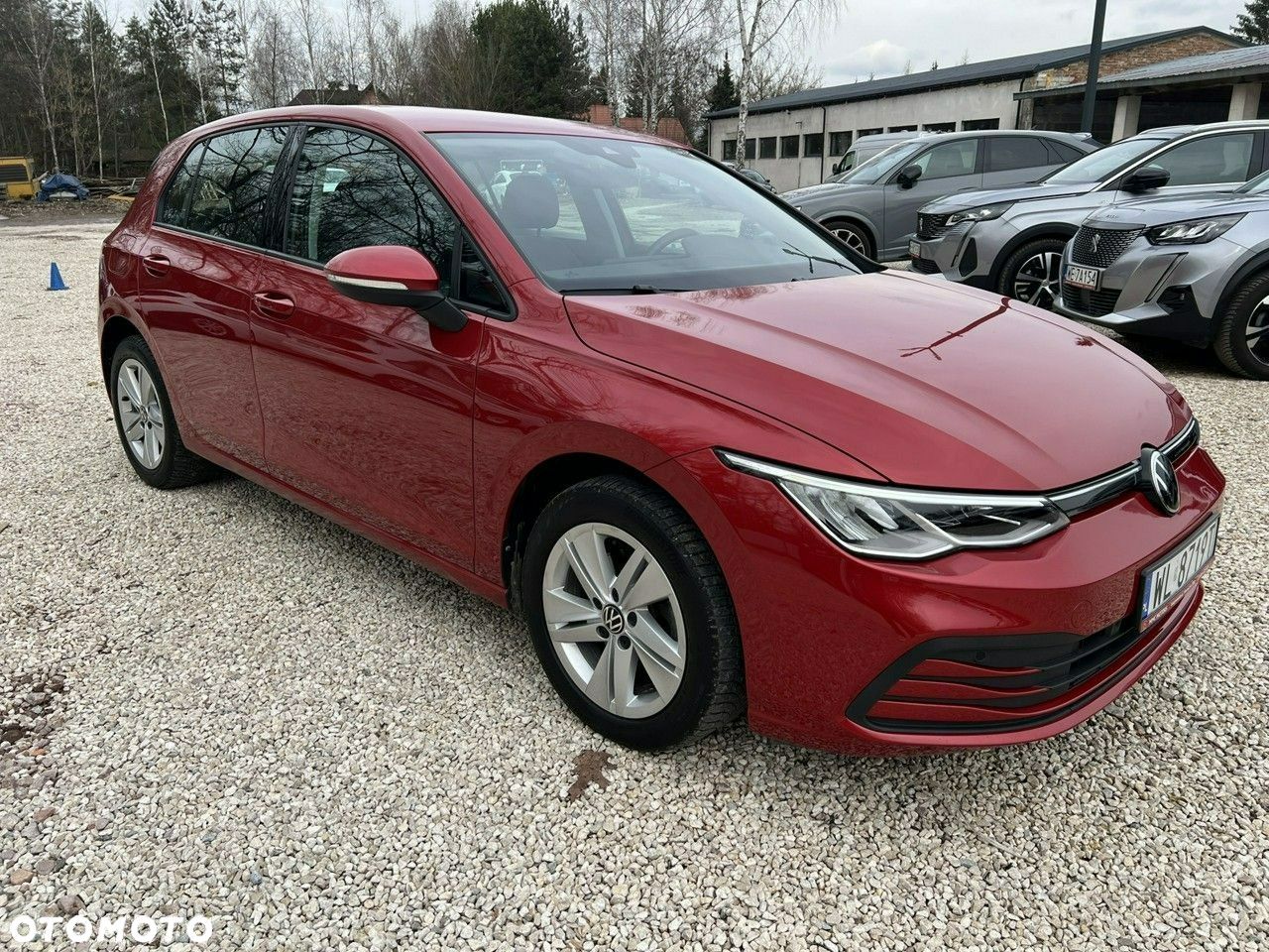 Volkswagen Golf VIII 1.0 TSI Life - 1