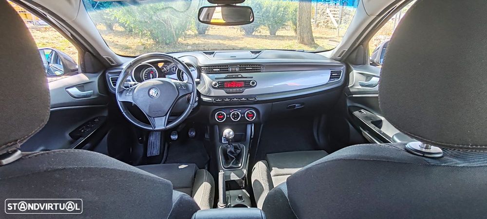 Alfa Romeo Giulietta 1.6 JTDM 16V Turismo - 19