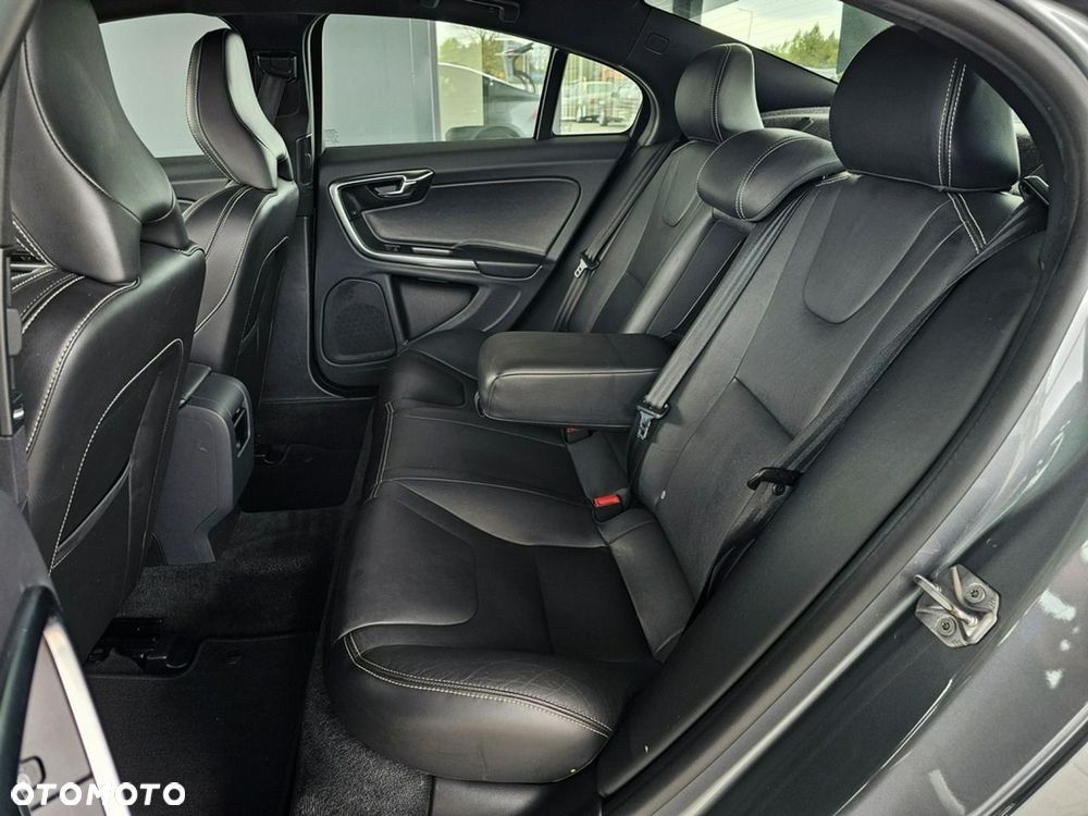 Volvo S60 - 31