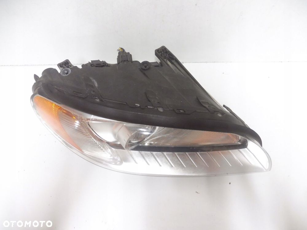 volvo s80 v70 xc70 lampa prawa xenon nie skr - 2