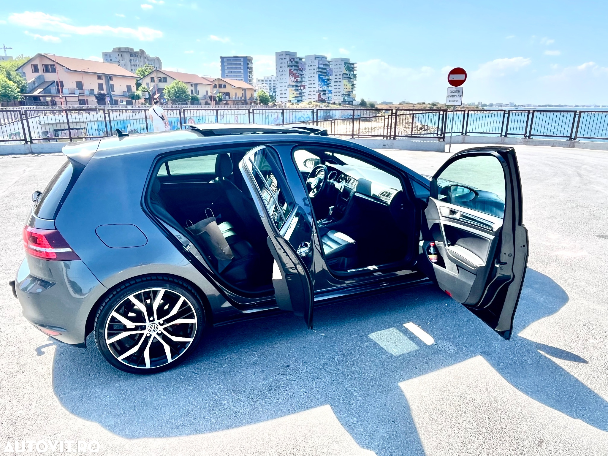 Volkswagen Golf 2.0 TDI DSG GTD - 7