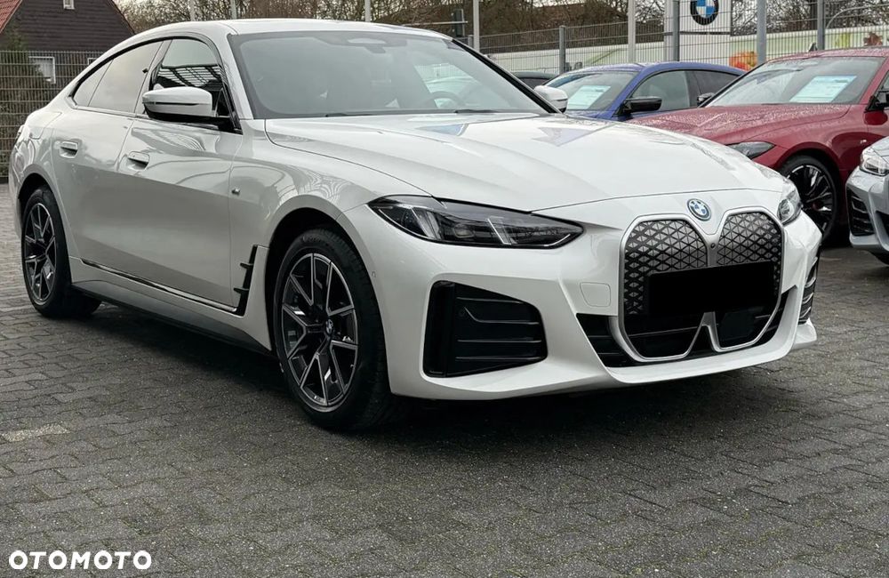 BMW i4 83.9kWh xDrive 40 M Sport - 6