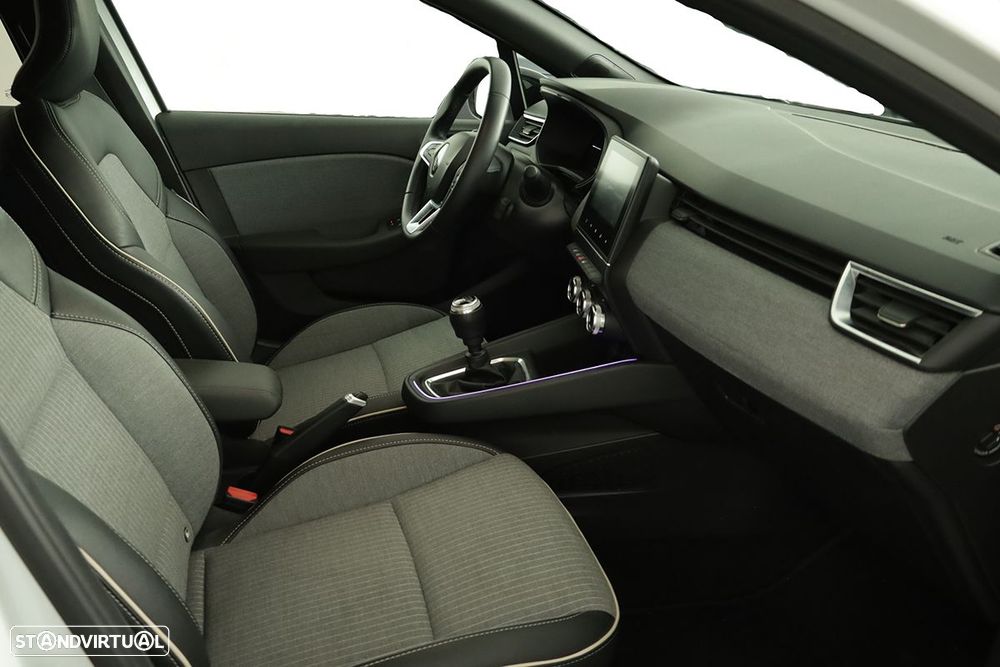 Renault Clio 1.0 TCe Techno - 21