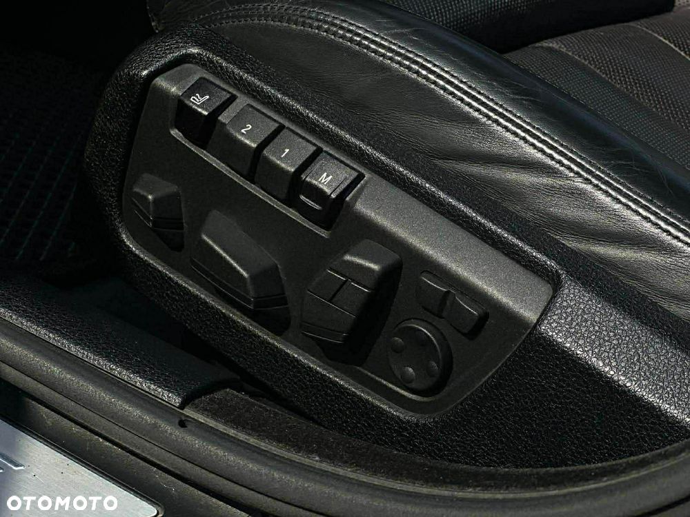 BMW Seria 6 650i xDrive - 19