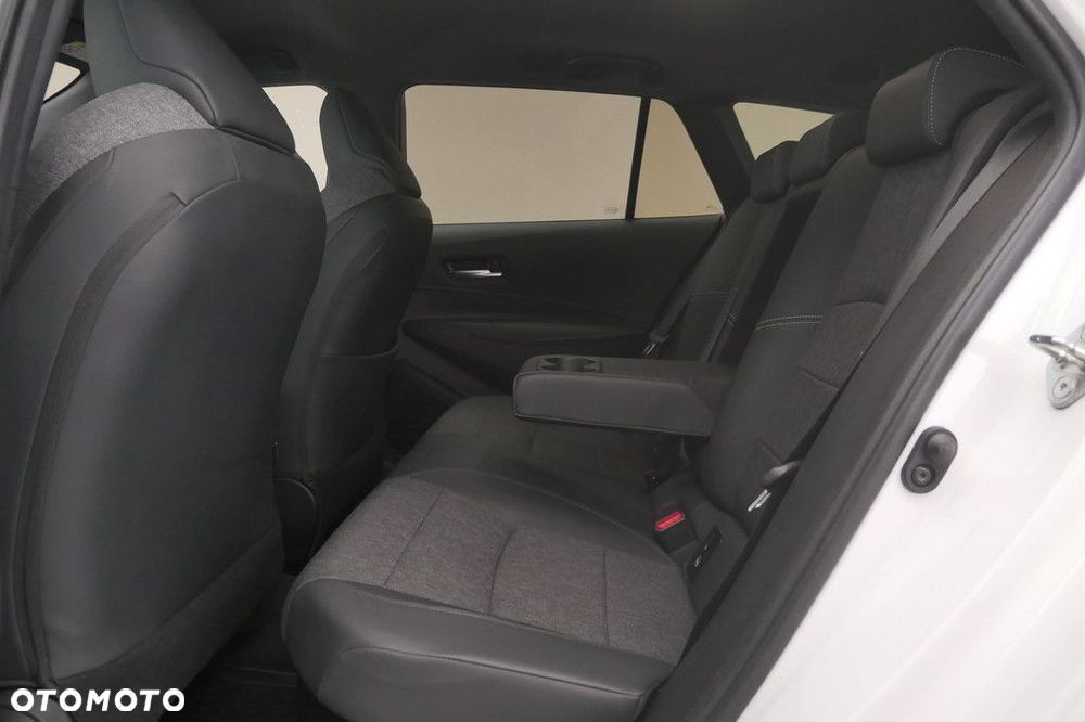 Toyota Corolla - 15