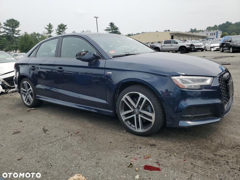 Audi A3 Limousine ver-2-0-tfsi-quattro-s-tronic-sport - 2