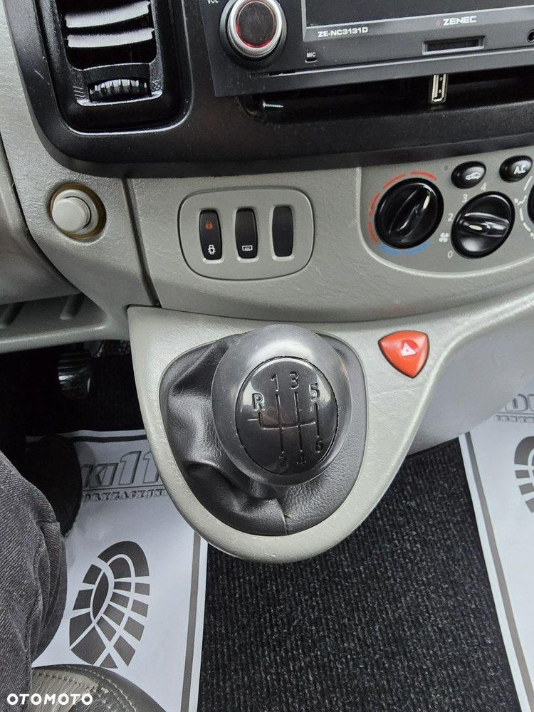 Renault Trafic - 27