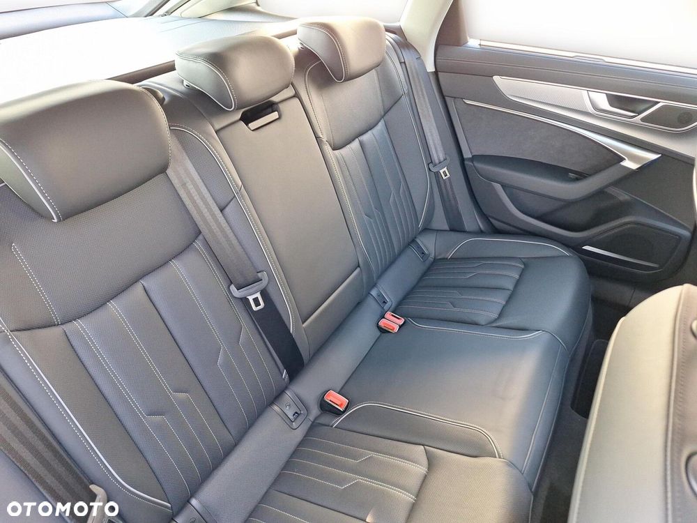 Audi A6 - 12