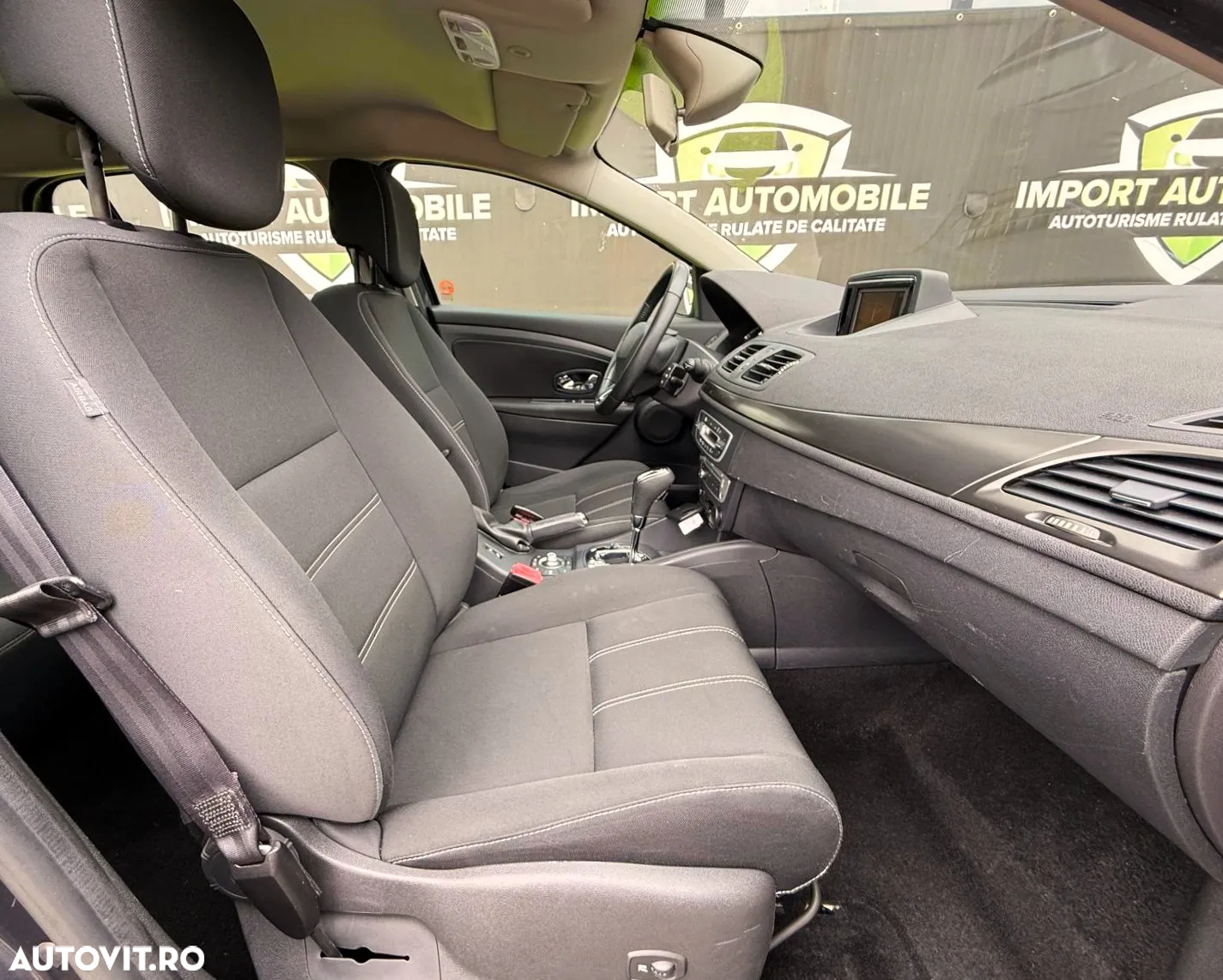Renault Megane Grandtour ENERGY dCi 110 EDC BUSINESS - 23