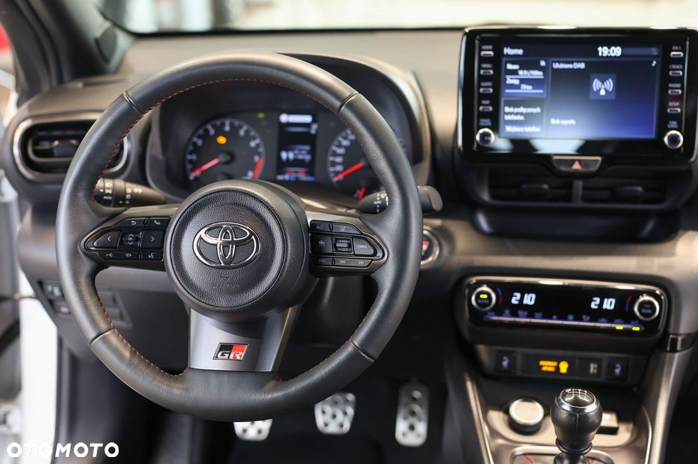 Toyota GR Yaris - 21