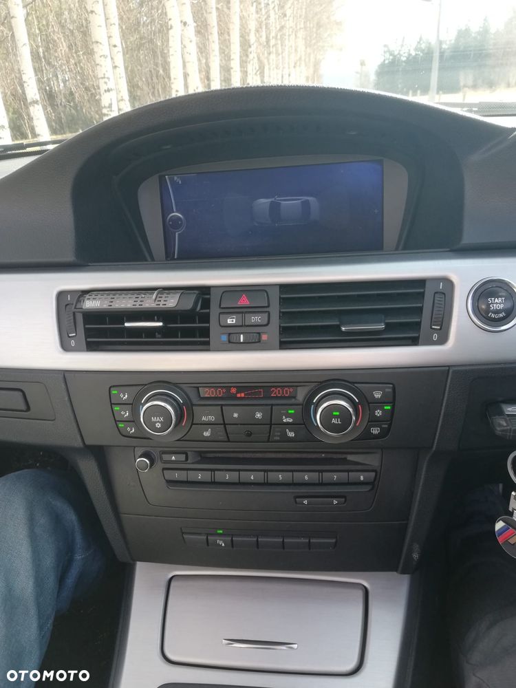 BMW Seria 3 330d M Sport Edition - 3