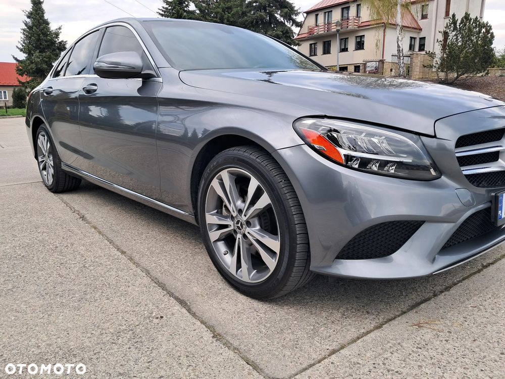 Mercedes-Benz Klasa C 300 4Matic 9G-TRONIC Exclusive - 7