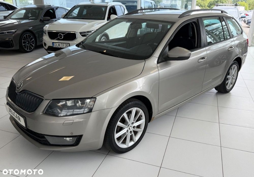 Skoda Octavia 2.0 TDI Style - 19