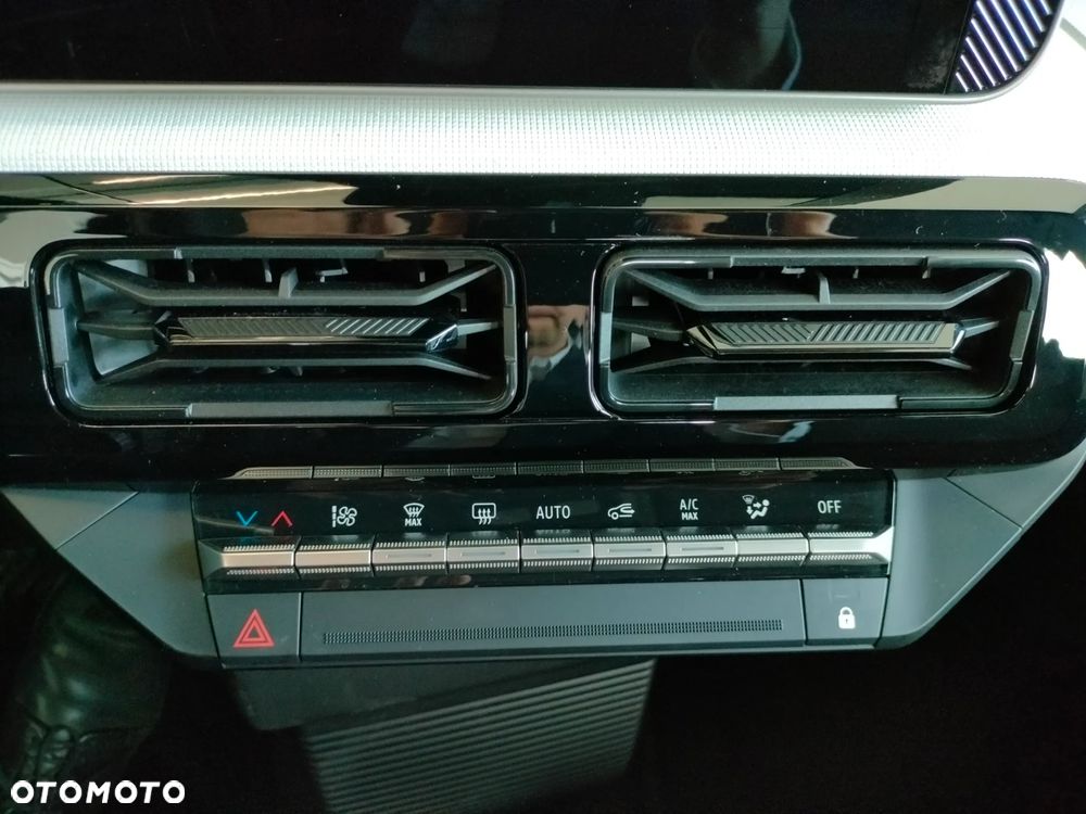 Renault 5 40kWh Urban Range Evolution - 21