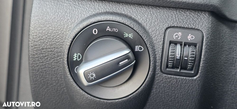 Volkswagen Tiguan 2.0 TDI 4Motion DSG BMT Sport & Style - 11